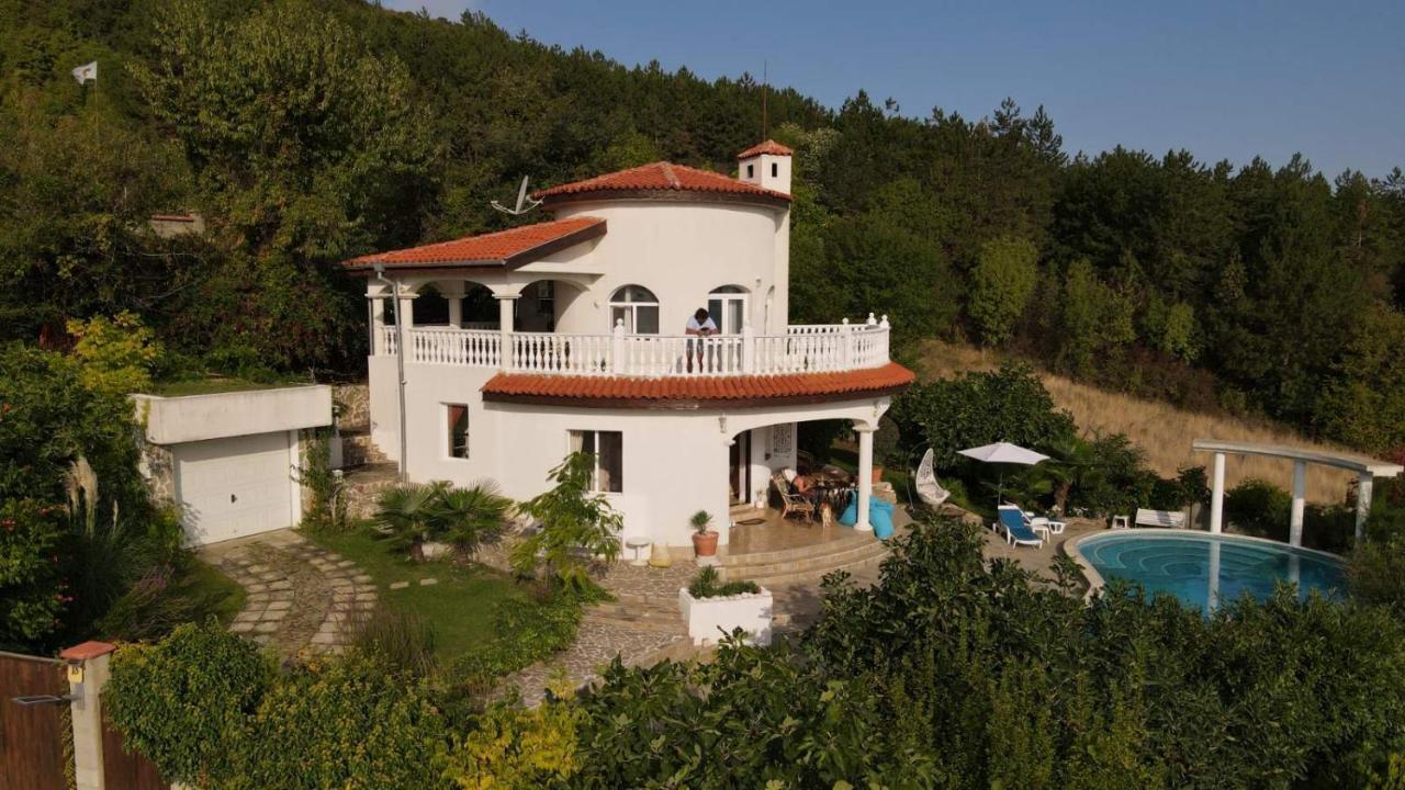 Villa Sky Music Obzor Bagian luar foto
