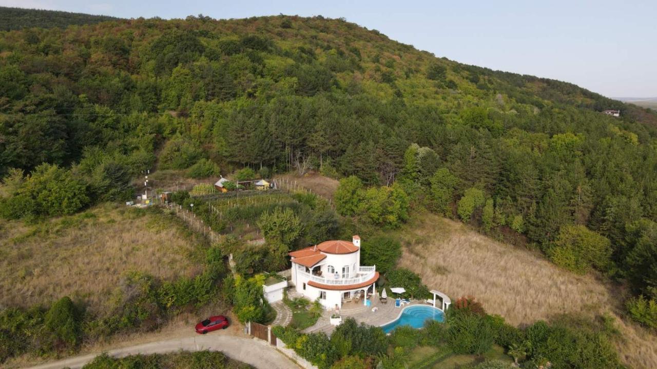 Villa Sky Music Obzor Bagian luar foto
